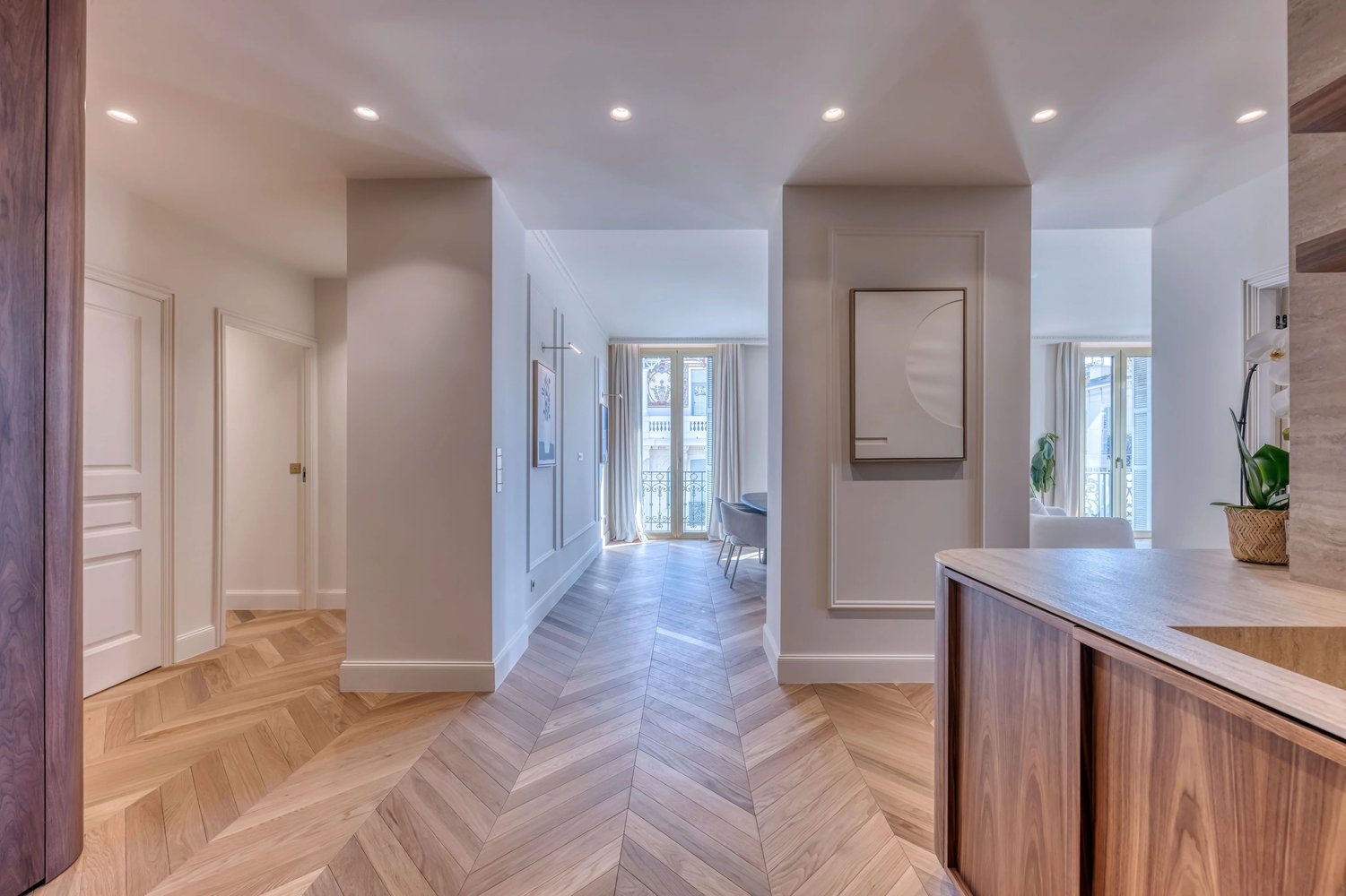 Property photo 9 in Carre d'Or
