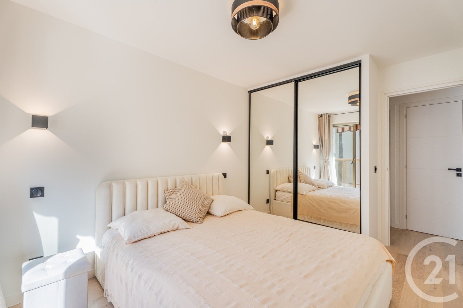 Property photo 6 in Carre d'Or