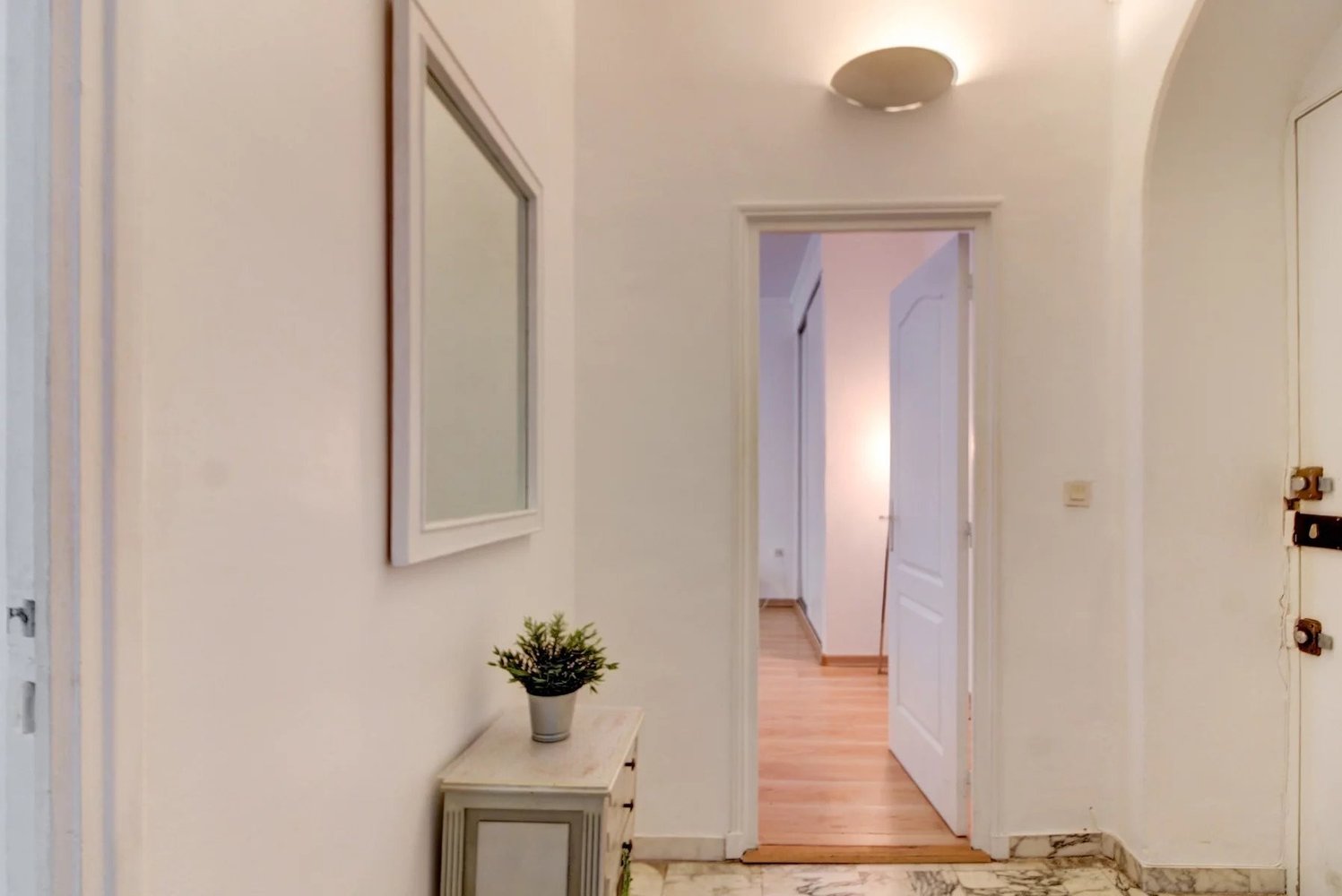 Property photo 10 in Old Town