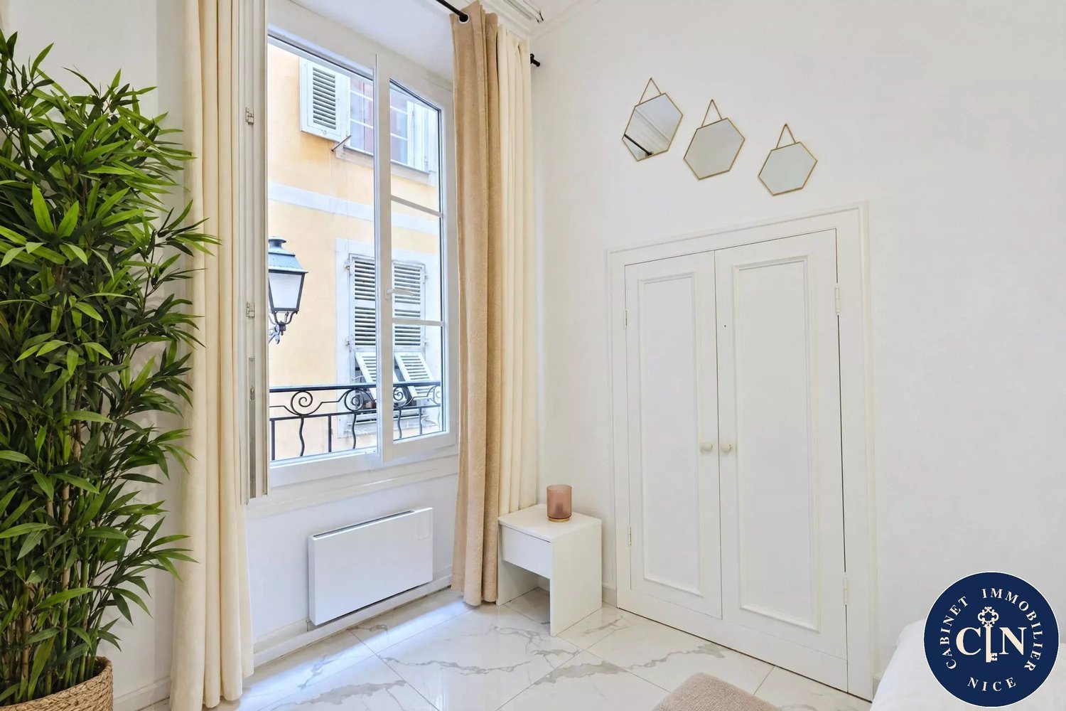 Property photo 8 in Old Town
