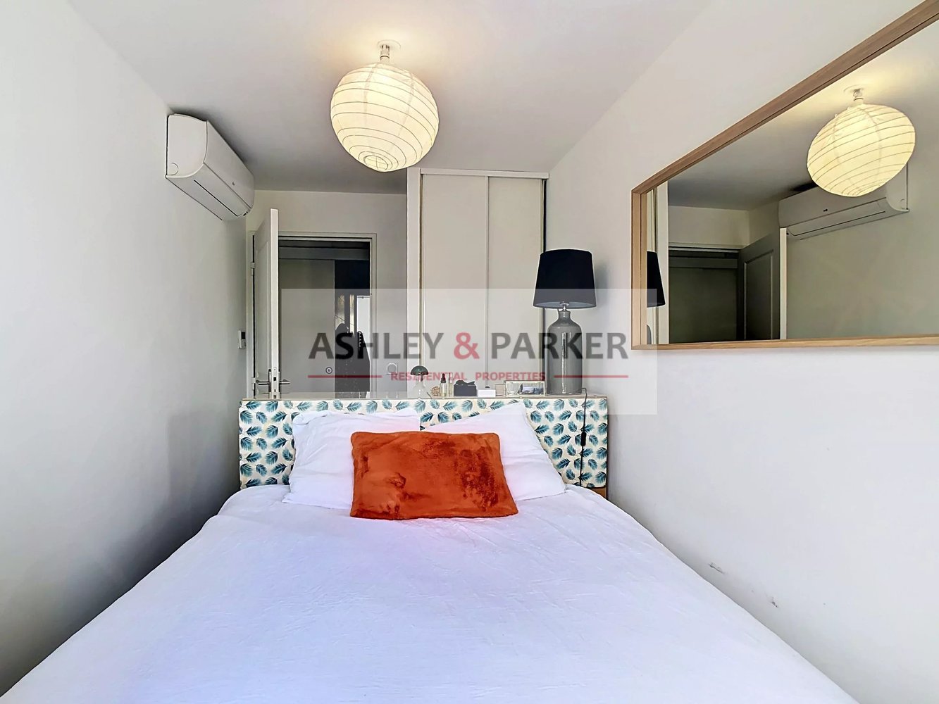 Property photo 6 in Old Town