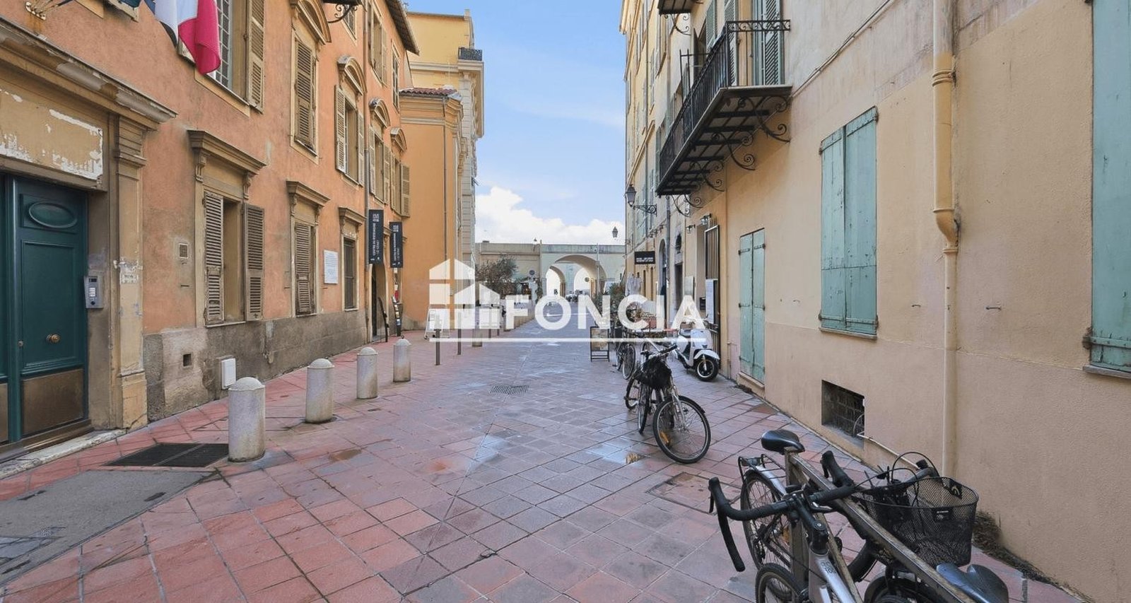 Property photo 5 in Old Town