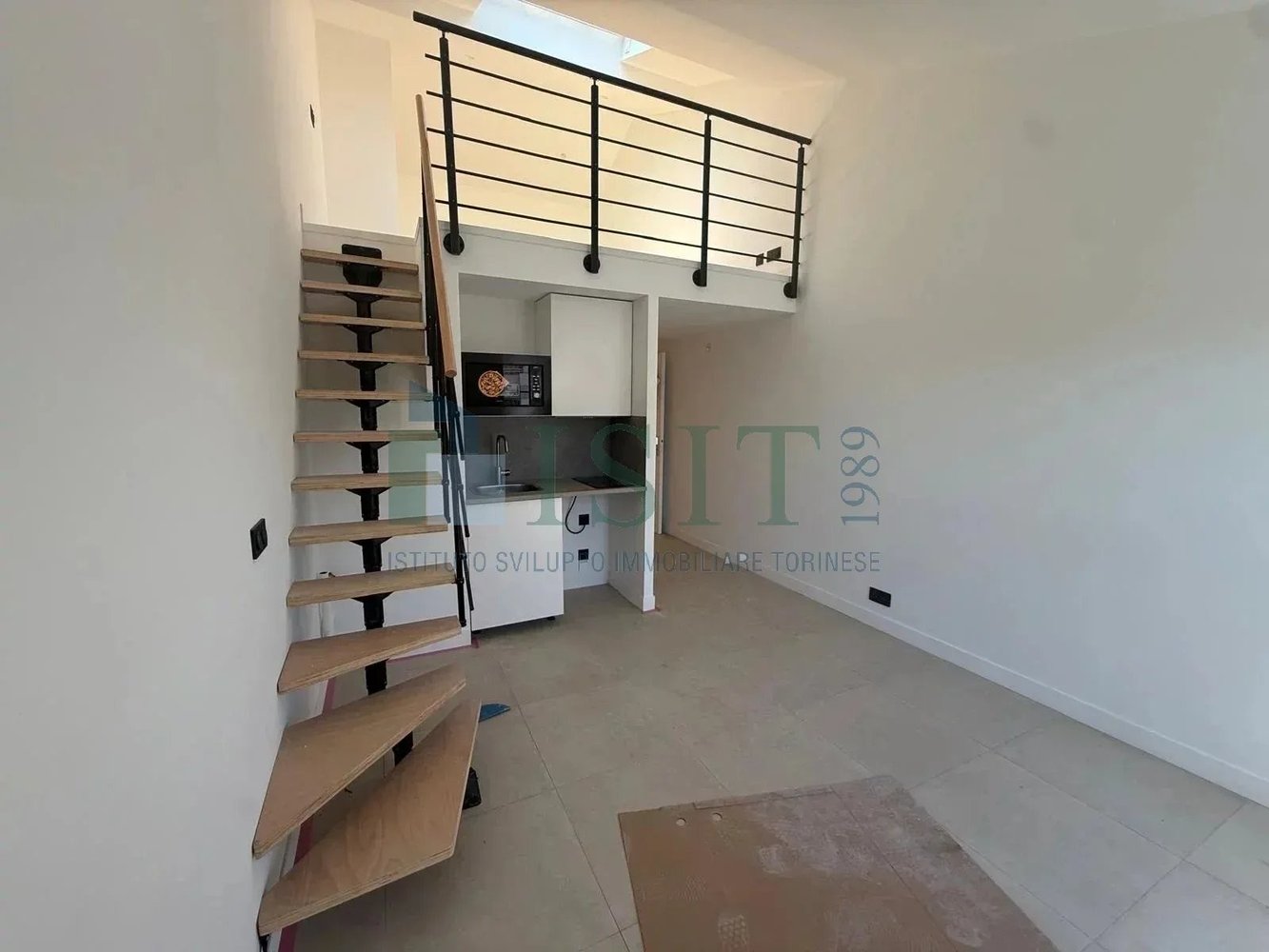 Property photo 4 in Port