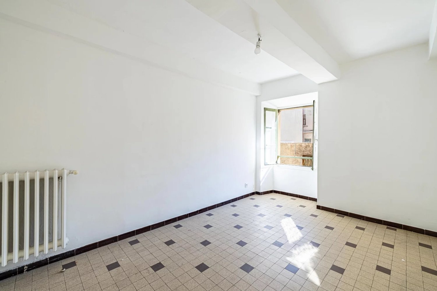 Property photo 11 in Port