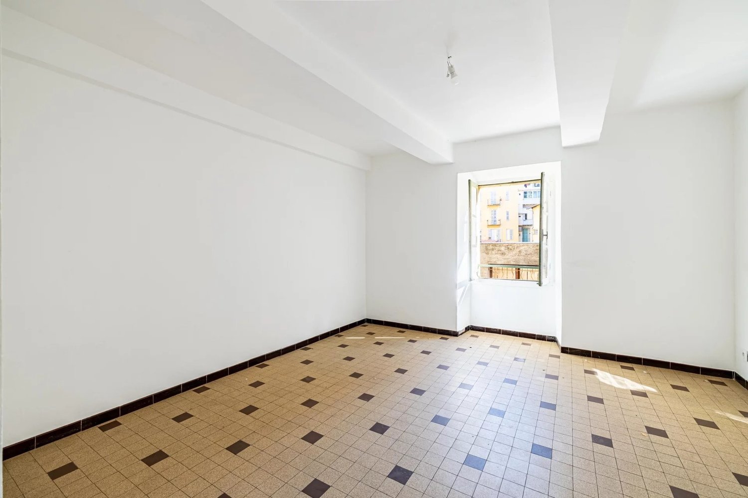 Property photo 7 in Port