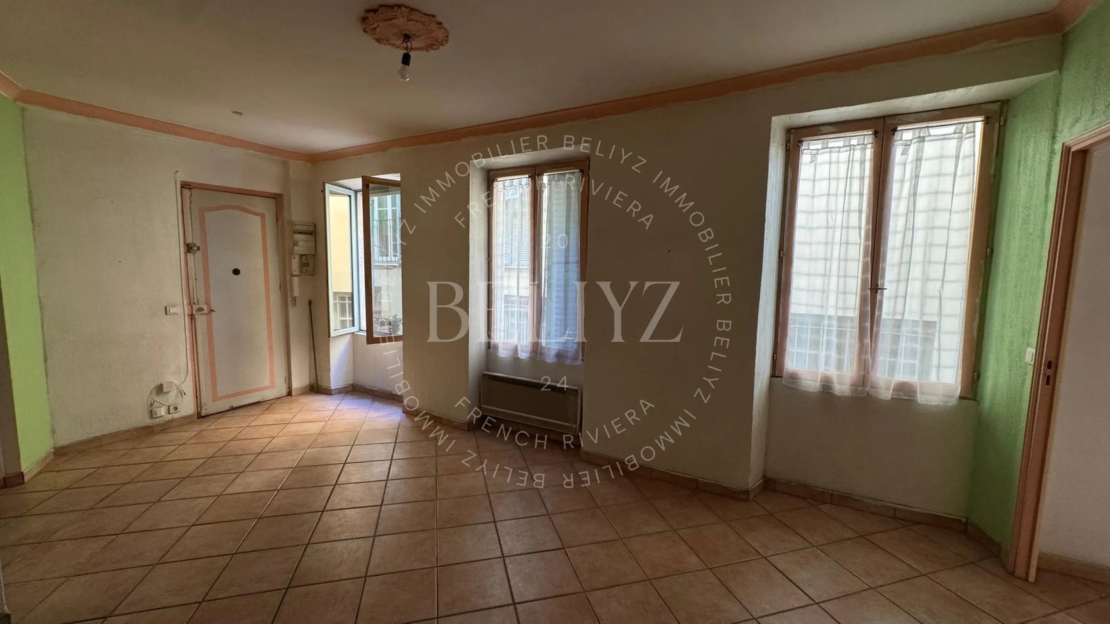 Property photo 1 in Port
